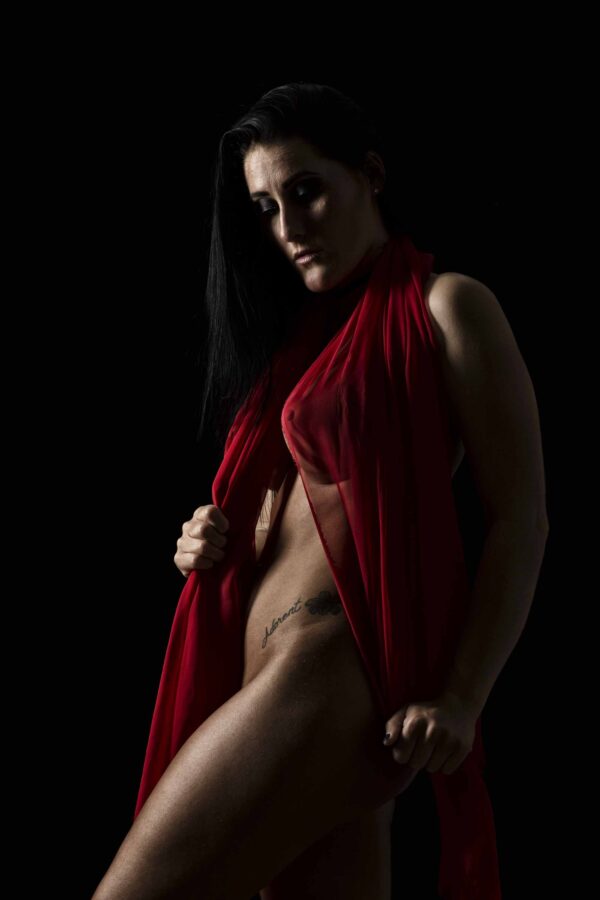 kylee-jade-red-cloth-boudoir-photography-tulsa-ok