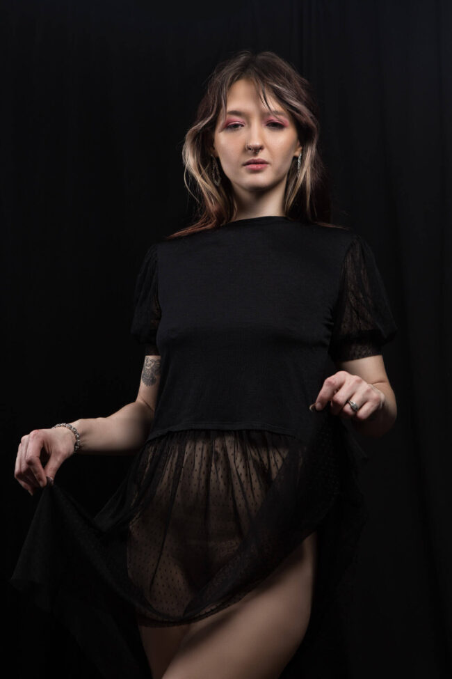boudoir-photography-amnesiabaddie-black-outfit-sheer-bottoms