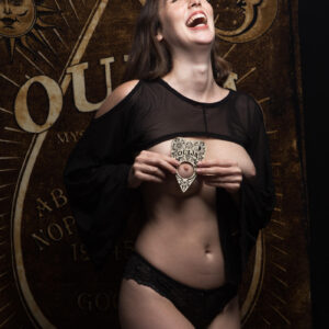 willa-prescott-talking-with-the-dead-ouija-okc-modeling