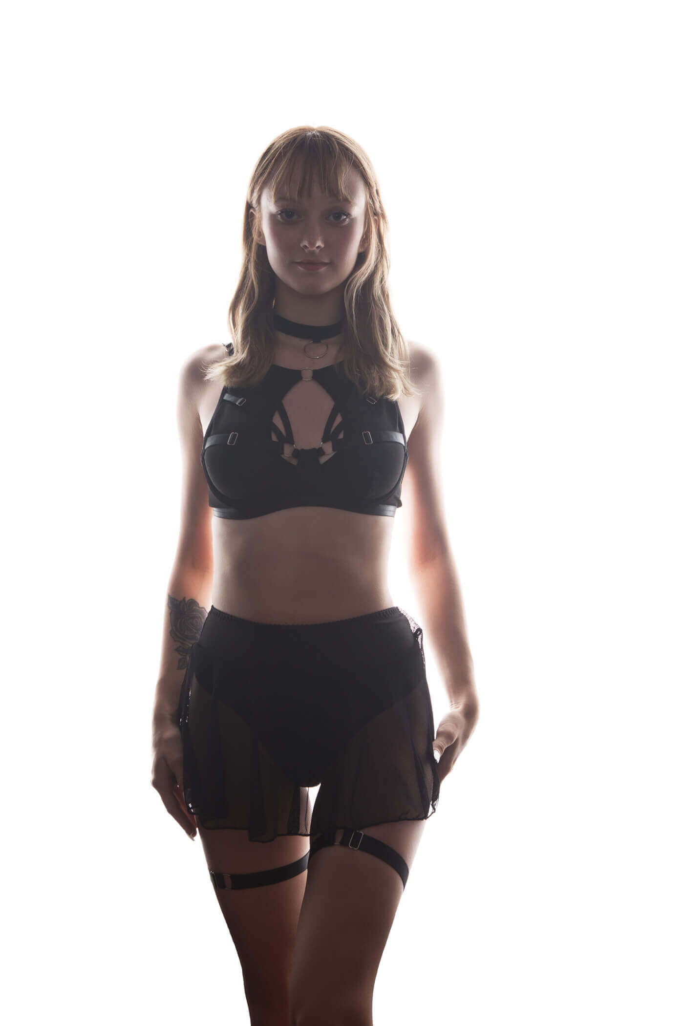 glamour-beauty-photographer-libby-black-outfit-high-key