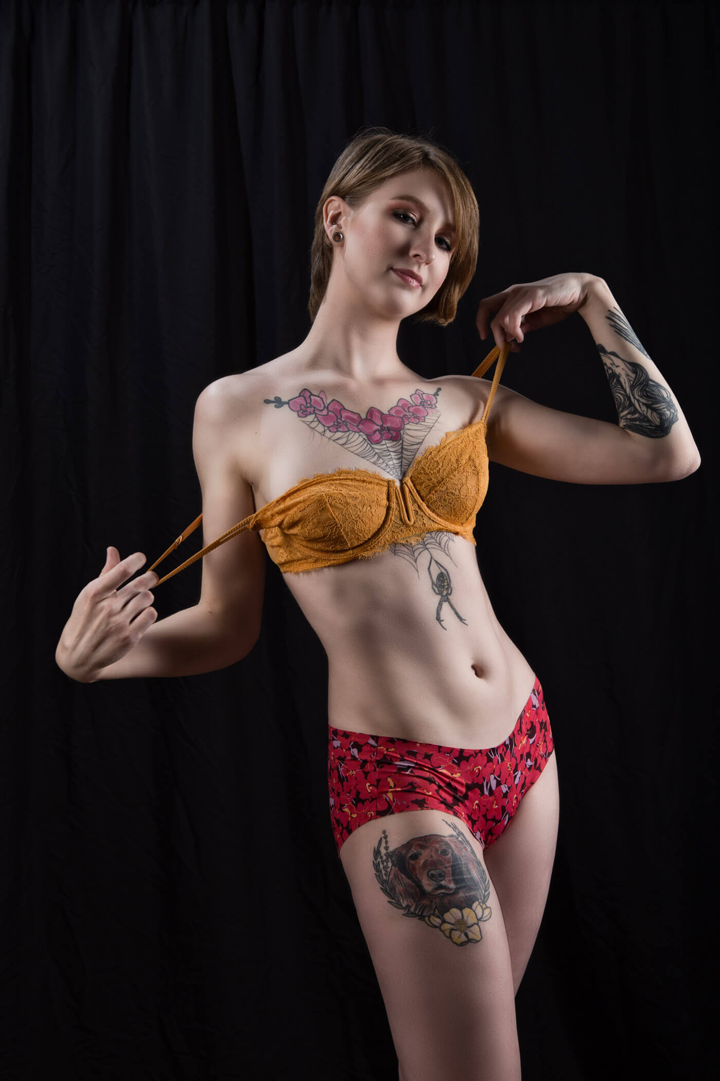 sexy-portraiture-yellow-red-photography