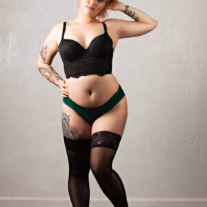 brooklyn-lanoy-black-lingerie-stockings-red-head-boudoir-shoot-bethany-ok