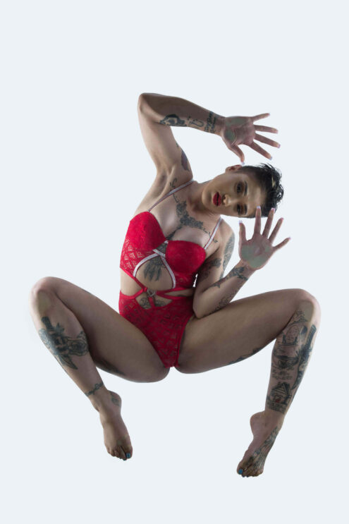 creative-artsy-photography-kiaja-bwa-cherry-red