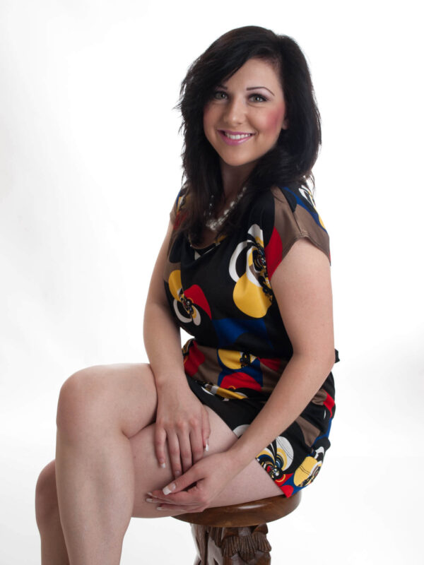 brenna-recipko-colorful-dress-brunette-stool-oklahoma-city-ok