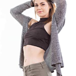 anika-folsom-grey-jeans-sweater-crop-top-brunette-edmond-ok