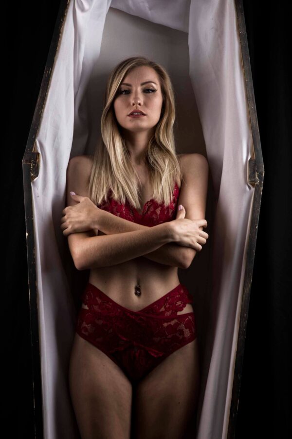 emma-sirus-casket-ready-red-lingerie-toe-pinch-oklahoma-city-ok