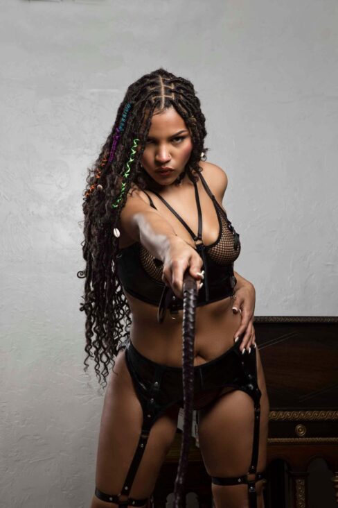shelby-black-braids-lingerie-baby-grand-piano-whip-master