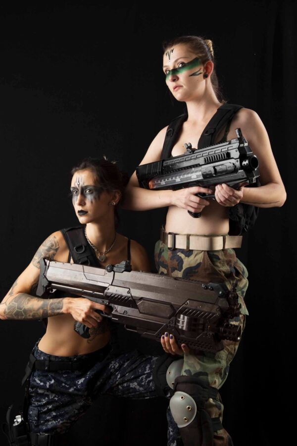 greasyrose-maja-violette-military-uniforms-camo-guns-face-paint-knee-pads-oklahoma-city-ok