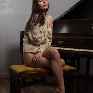 ayeonna-gabrielle-sweater-bottomless-baby-grand-piano-dallas-modeling