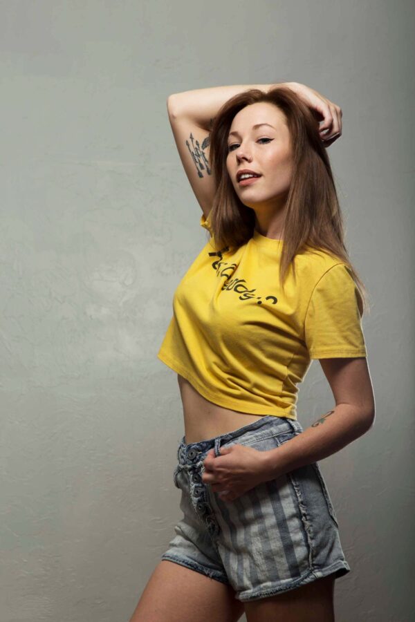 girl-next-door-photo-shoot-onlyharlea-yellow-shorts-norman-ok