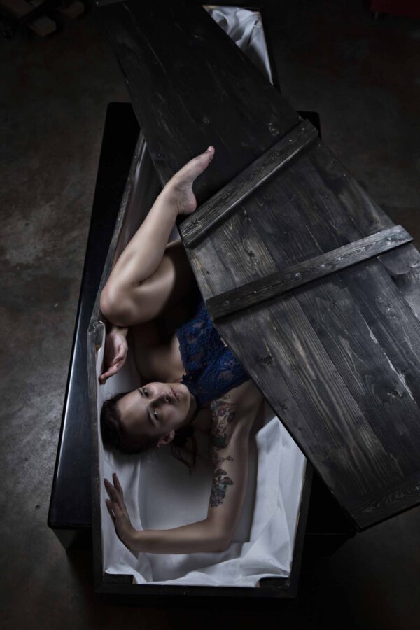 ayeonna-gabrielle-casket-dreams-toe-pinch-dark-themed-photoshoot-dallas-tx