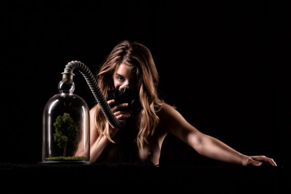 bianca-brunson-dark-themed-photo-session-breath-apparatus-woodward-ok