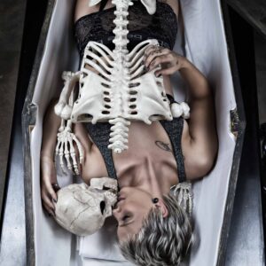 kel-bunn-casket-photo-shoot-bones-skeleton-dark-art-oklahoma-city-ok