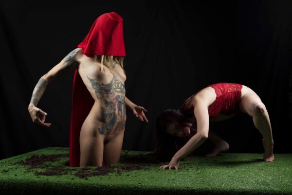 greasyrose-positivelycomplicated-red-sexy-dark-themed-photo-session-oklahoma-city-ok