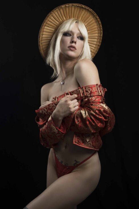 saturn-werde-professional-freelance-alt-model-tulsa-ok