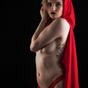 gavy-wiegleb-sexy-portrait-session-red-cape-themed-photo-shoot-norman-ok