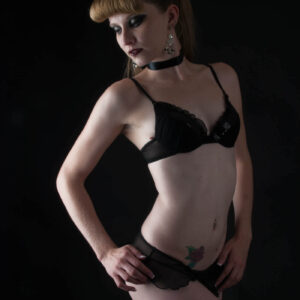 Rose Gothique themed black boudoir shoot, Tulsa OK